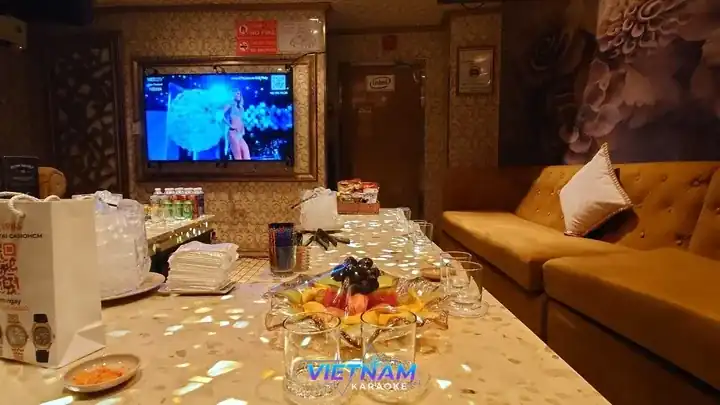 호치민 보스 가라오케